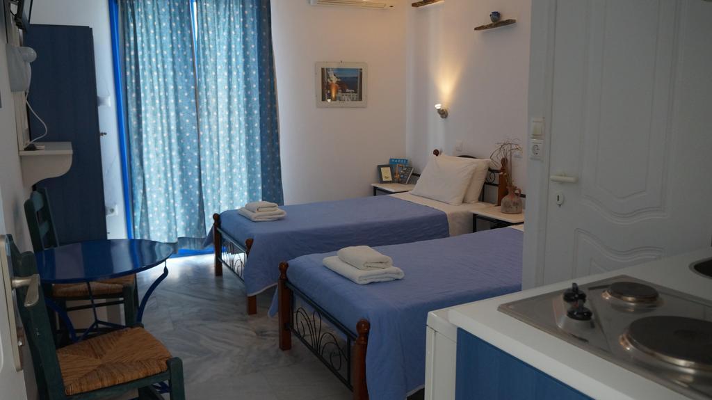 Naxos City Athina Apartments Naxos Town מראה חיצוני תמונה