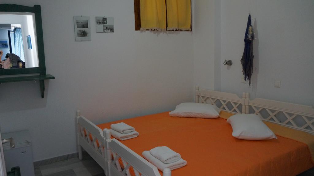 Naxos City Athina Apartments Naxos Town מראה חיצוני תמונה